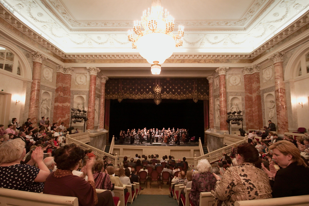 The Hermitage Theatre inside